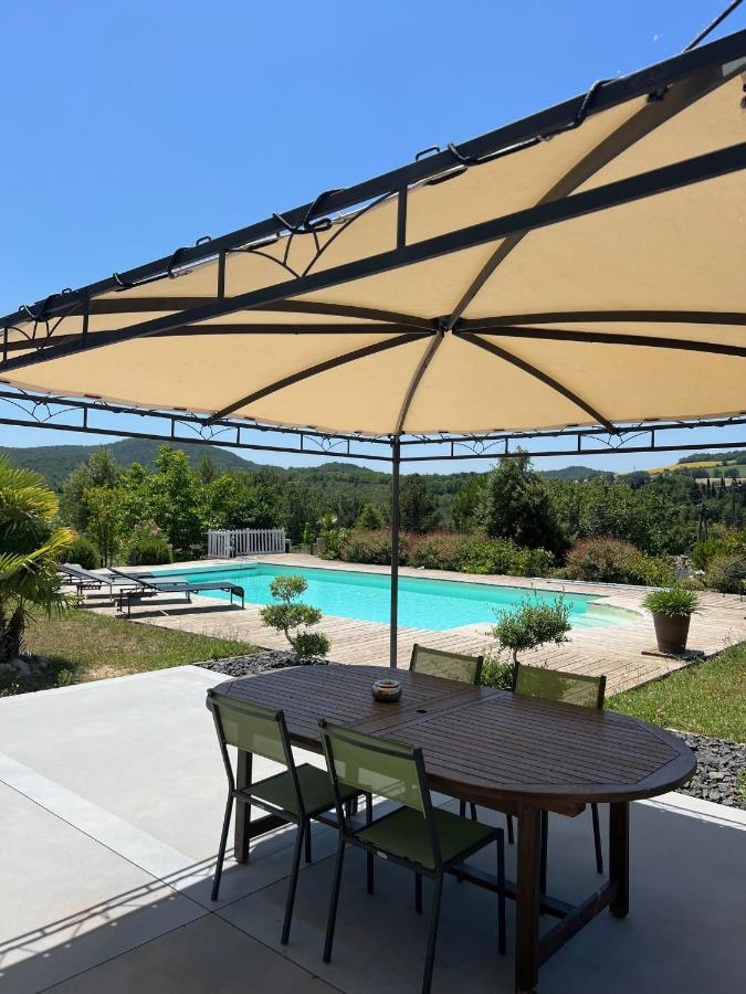 Ferienhaus Crest, Avec Terrasse Et Piscine. *