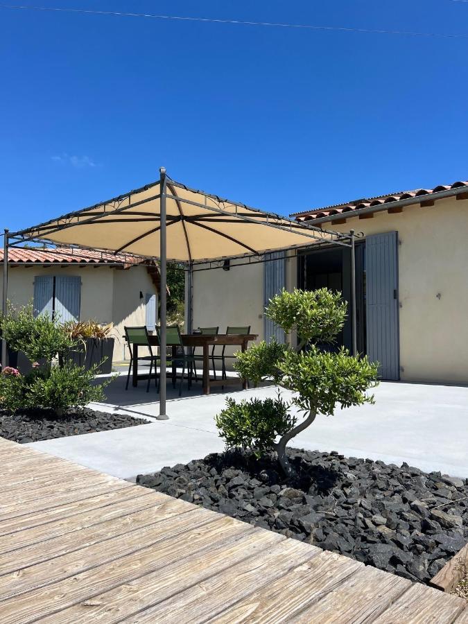Crest, Avec Terrasse Et Piscine. Ferienhaus *