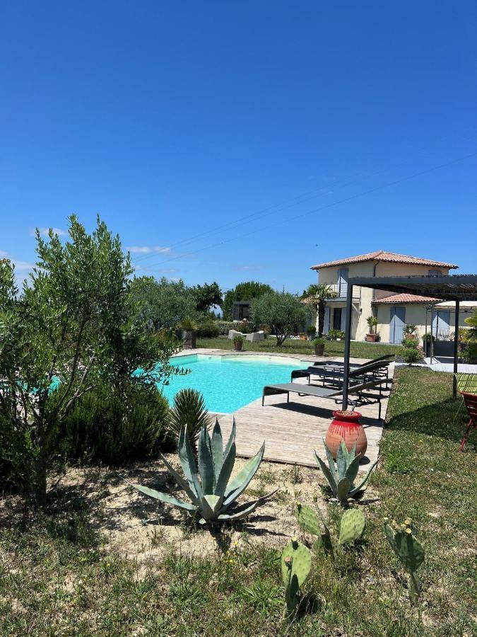 Crest, Avec Terrasse Et Piscine. Ferienhaus Crest